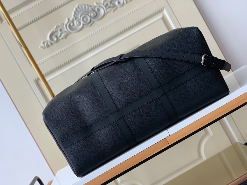 LIV Keepall 50