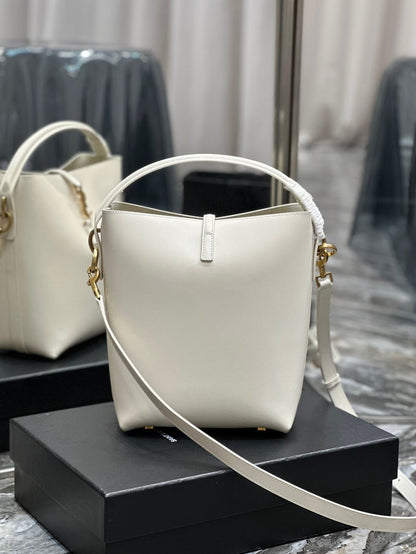 Fox Le 37 Bucket Bag