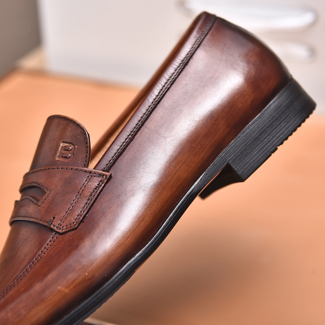 Webb Loafers (Men's)