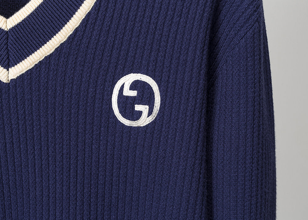 GV*C1 '24 Sweater