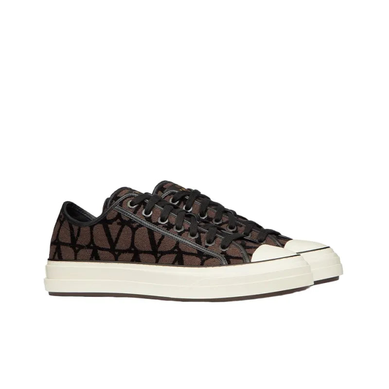 VL7N Toile Iconographe Print Low Top Sneakers