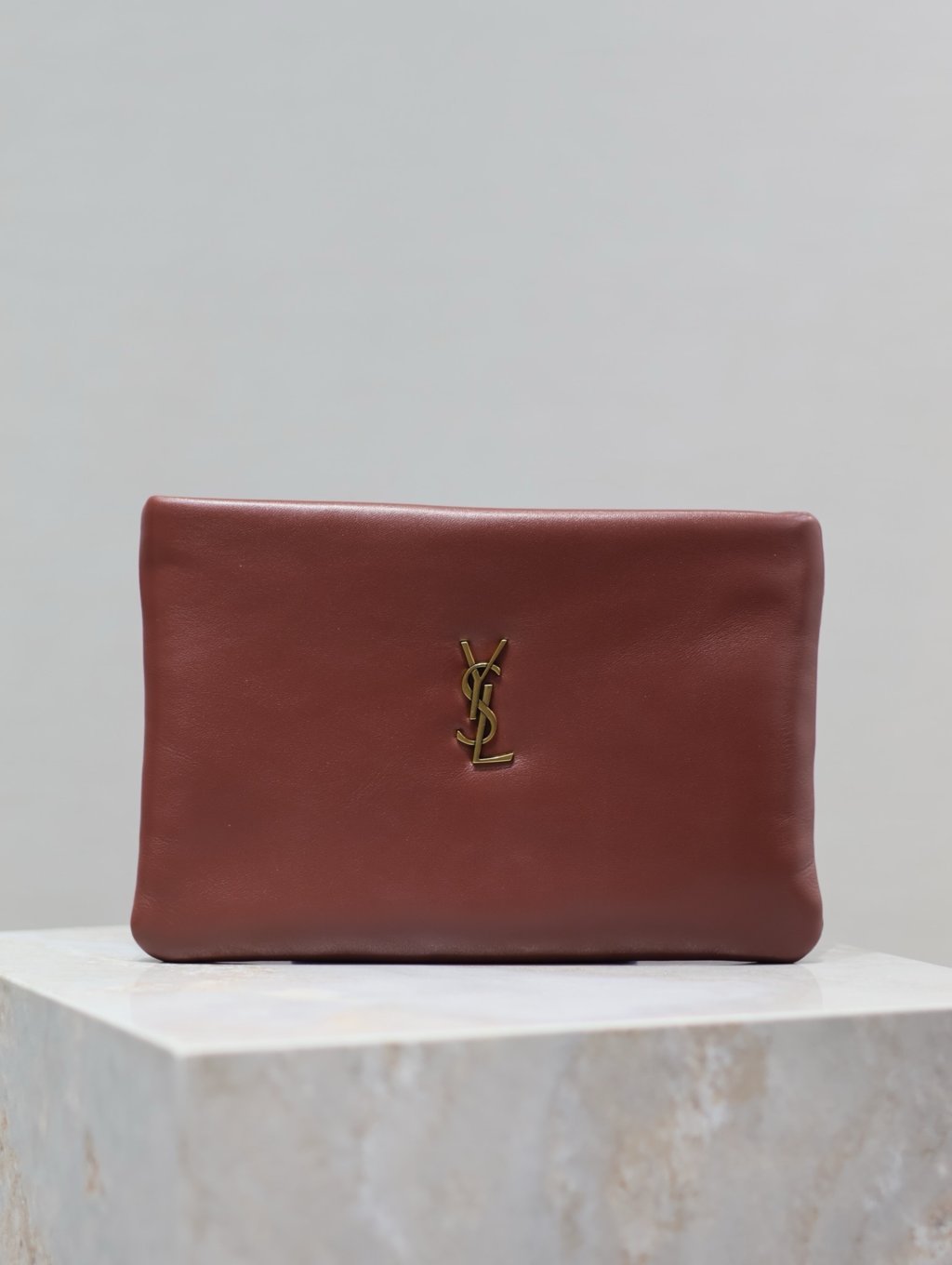 Calypso Padded Clutch