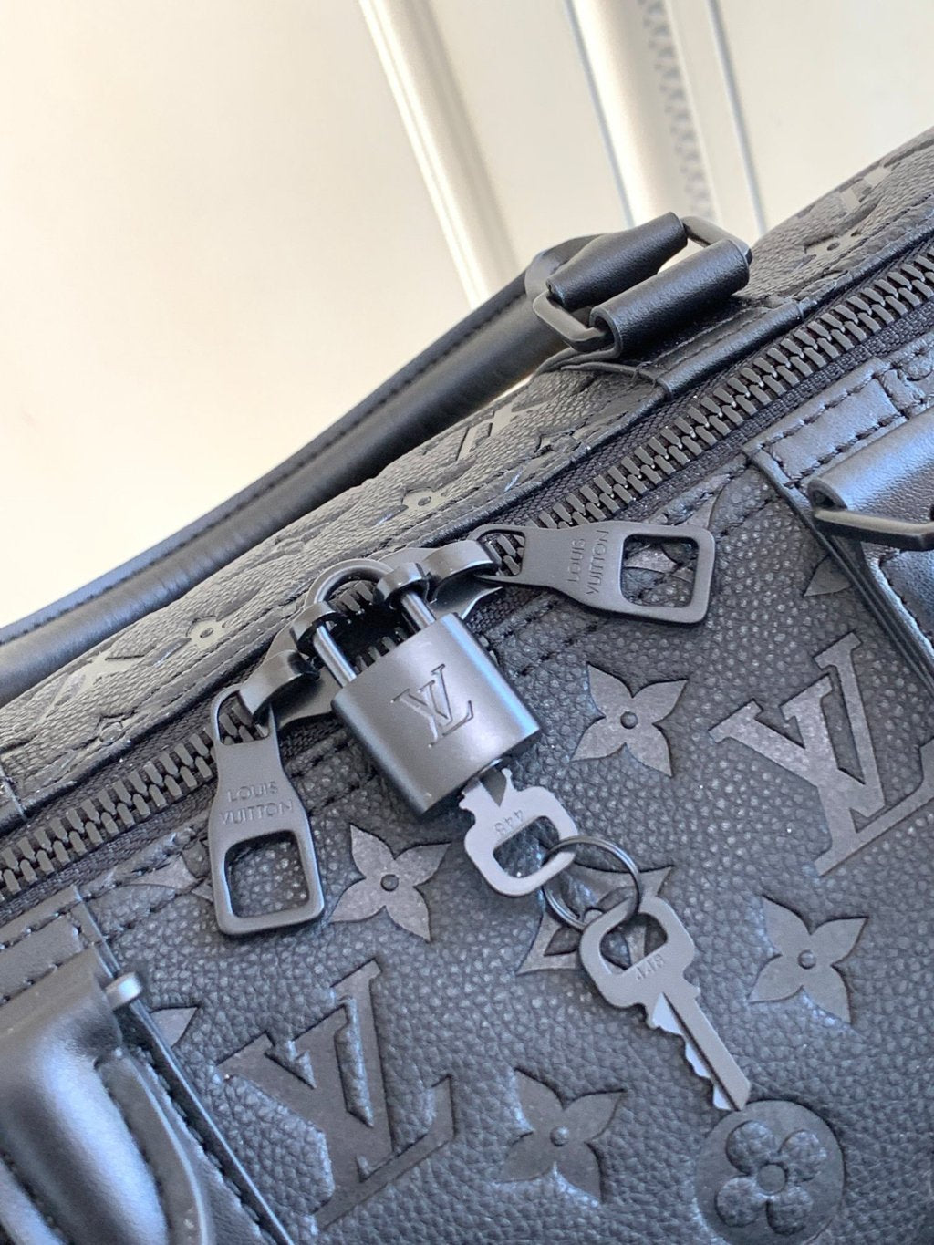 LIV Keepall 50