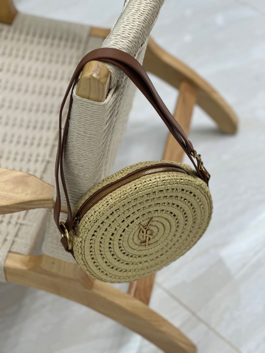 Y*ES S*L Monogram Round Bag In Raffia